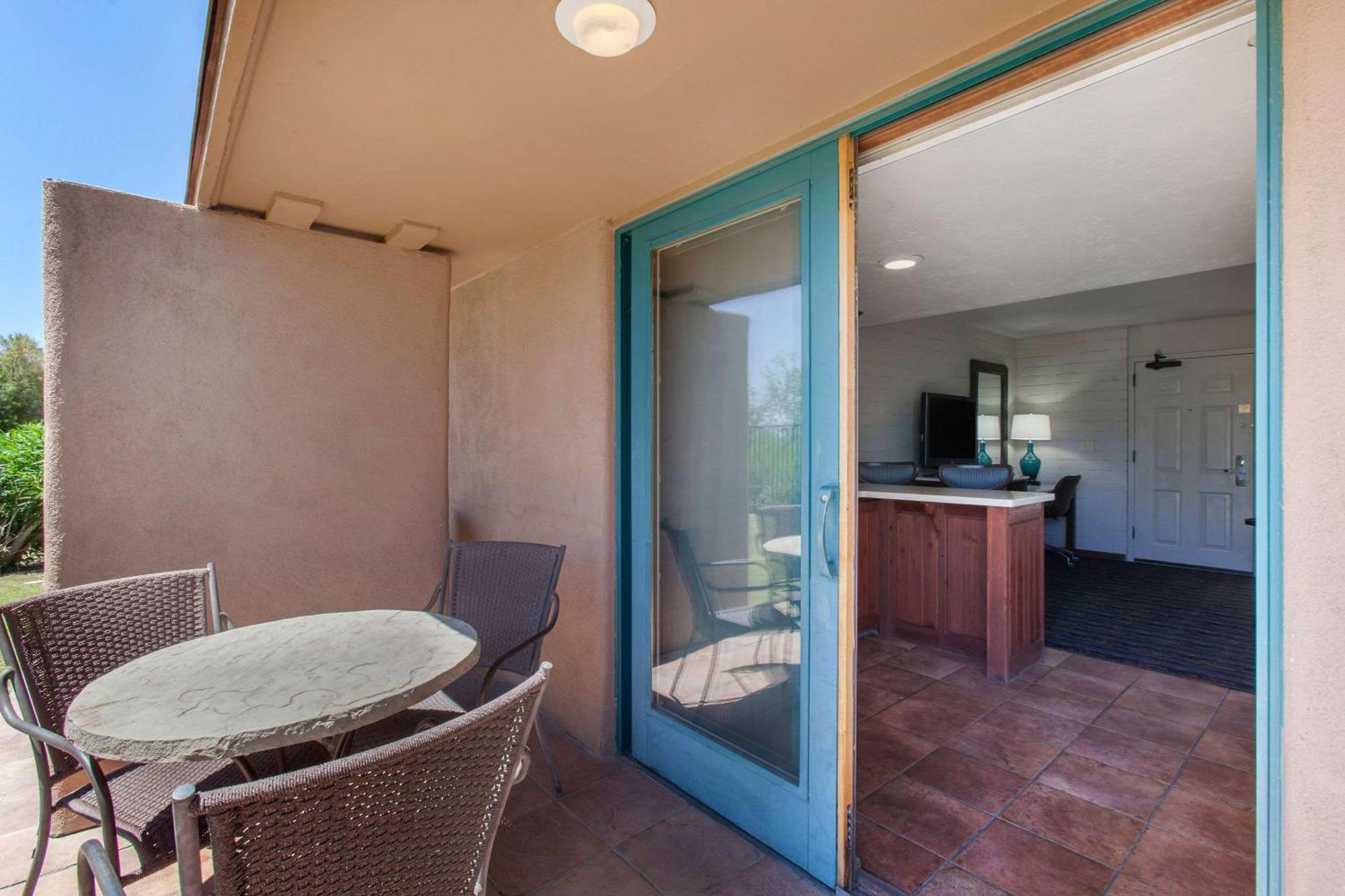 La Posada Lodge & Casitas, Ascend Hotel Collection Casas Adobes Exterior photo